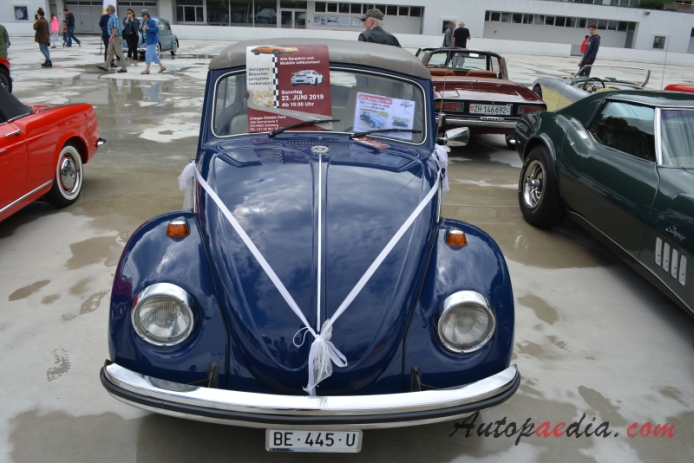 VW type 1 (Beetle) 1946-2003 (1970 Volkswagen 1500 cabriolet), front view