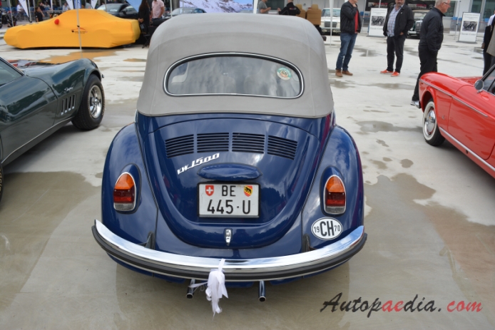 VW type 1 (Beetle) 1946-2003 (1970 Volkswagen 1500 cabriolet), rear view