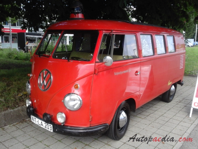 VW type 2 (Transporter) T1 1950-1967 (1955-1959 T1b fire engine), left front view