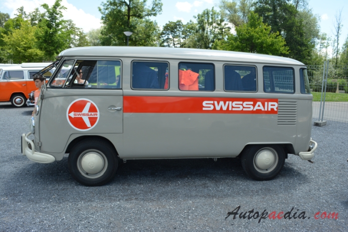 VW typ 2 (Transporter) T1 1950-1967 (1960-1963 minibus 4d), lewy bok