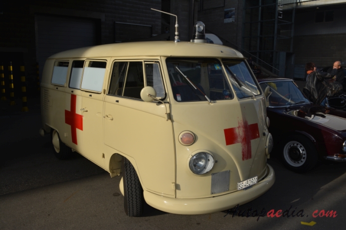 VW typ 2 (Transporter) T1 1950-1967 (1963-1967 T1c ambulans), prawy przód
