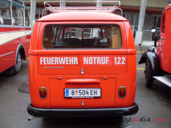 VW type 2 (Transporter) T1 1950-1967 (1963-1967 T1c fire engine), rear view