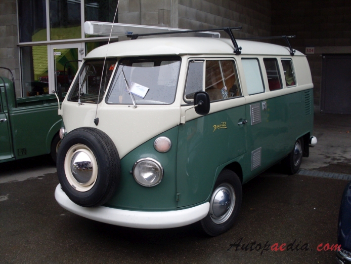 VW typ 2 (Transporter) T1 1950-1967 (1965 Kombi), lewy przód