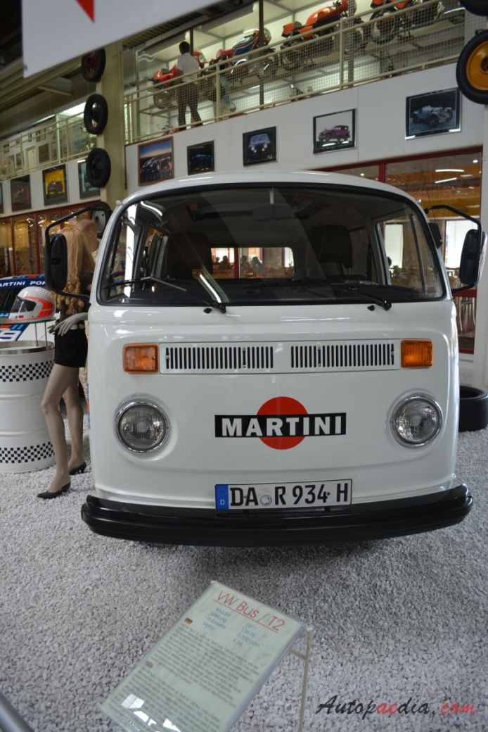 VW type 2 (Transporter) T2 1967-1979 (1977 Martini Racing), front view