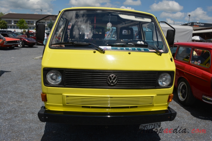 VW type 2 (Transporter) T3 1979-1992 Europe/2002 South Africa (1985-1992 Multivan), front view