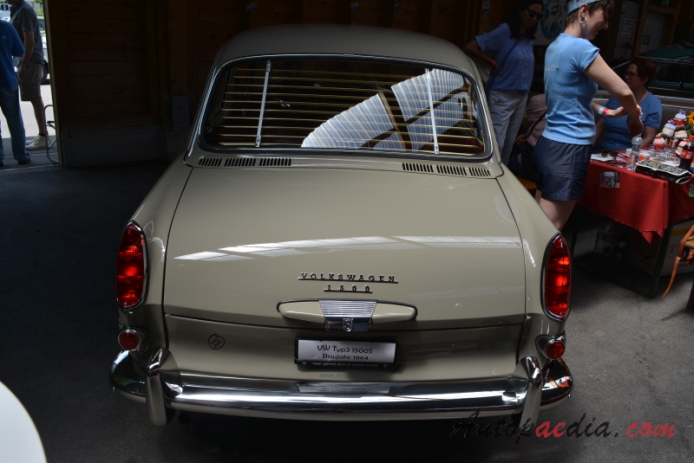 VW type 3 1961-1973 (1964 1500S sedan 2d), rear view