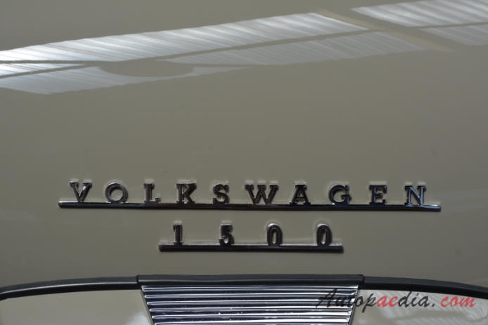 VW type 3 1961-1973 (1964 1500S sedan 2d), rear emblem  
