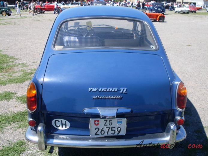 VW type 3 1961-1973 (1968 1600TL fastback Coupé 2d), rear view