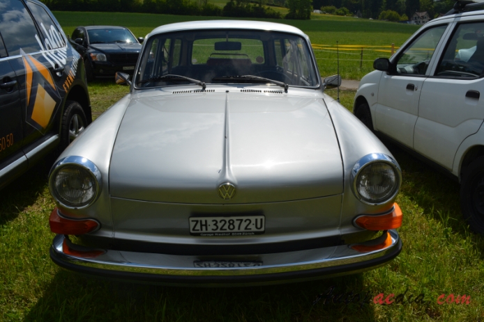 VW type 3 1961-1973 (1970-1973 Variant L 3d), front view