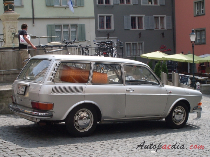 VW typ 4 (411) 1968-1972 (1969-1972 Variant), prawy tył