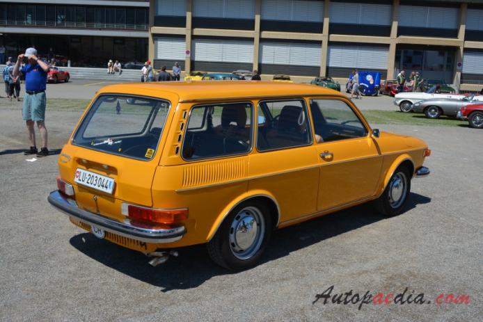 VW typ 4 (412) 1972-1974 (1973 1800cc Variant 3d), prawy tył