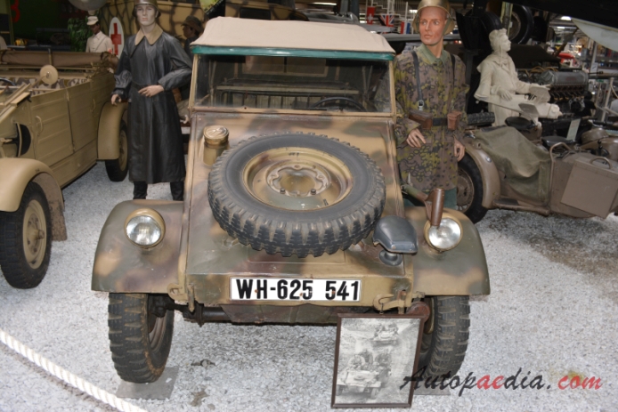 Volkswagen Kübelwagen 1940-1945 (1941), front view