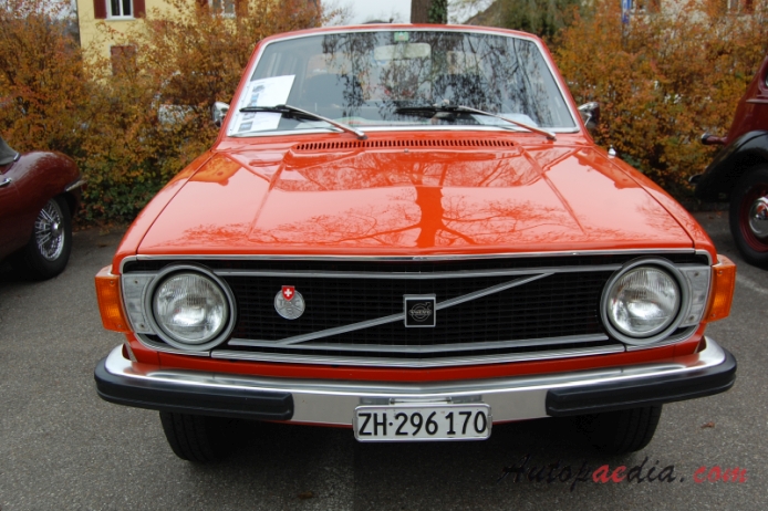 Volvo 140 series 1966-1974 (1973 144 sedan 4d), front view