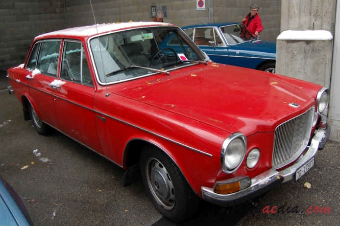 Volvo 164 1968-1975 (1968-1973 sedan 4d), right front view