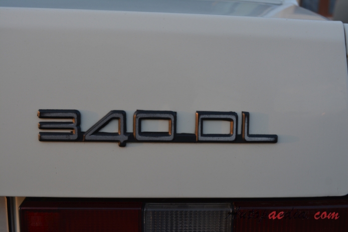 Volvo 300 series 1976-1991 (1985-1991 340 DL sedan 4d), emblemat tył 