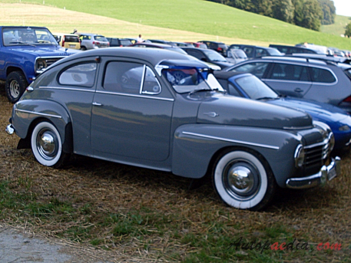 Volvo PV444 1947-1958 (1954-1955 Volvo PV444H), prawy bok