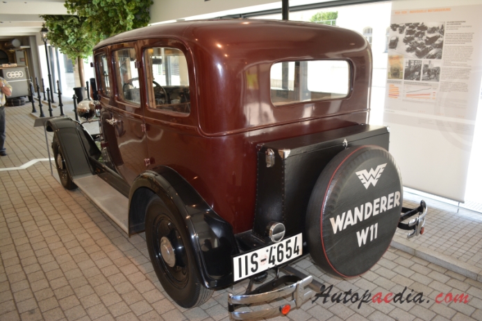 Wanderer W11 1928-1941 (1931 saloon 4d),  left rear view