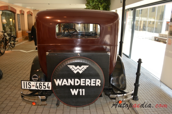 Wanderer W11 1928-1941 (1931 saloon 4d), rear view