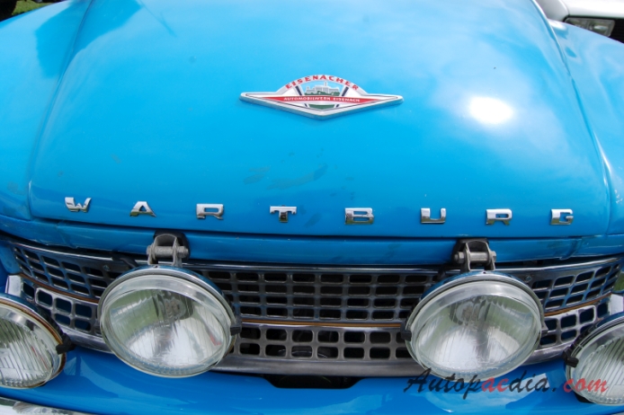Wartburg 311 1955-1965 (1962-1965 Wartburg 1000 sedan 4d), emblemat przód 