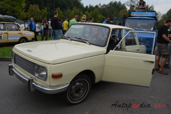 Wartburg 353 1965-1989 (1965-1983 Wartburg 1000 sedan 4d), lewy przód