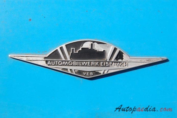 Wartburg 353 1965-1989 (1984-1985 Tourist kombi 5d), emblemat przód 