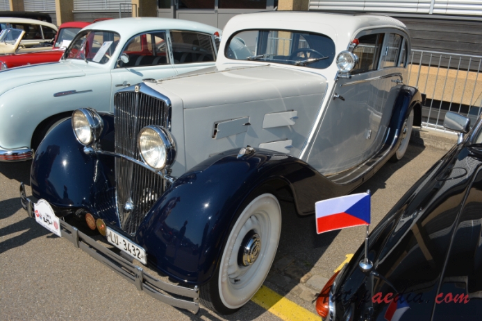 Wikov typ 40 1933-1937 (1934 serie 8 limousine Stantard 4d), left front view