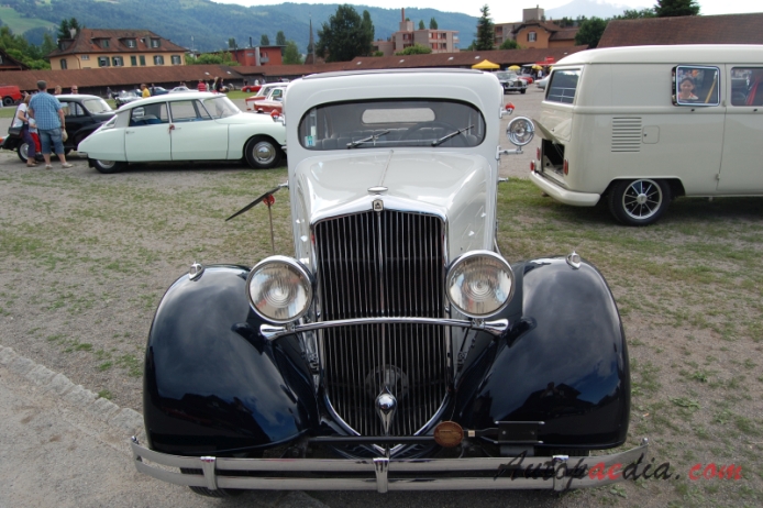 Wikov typ 40 1933-1937 (1934 serie 8 limousine Stantard 4d), front view