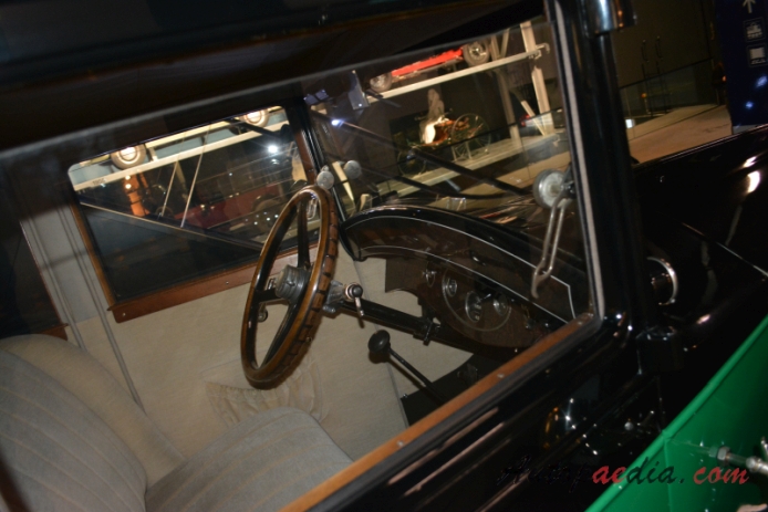 Willys-Knight 1914-1933 (unknown model), interior