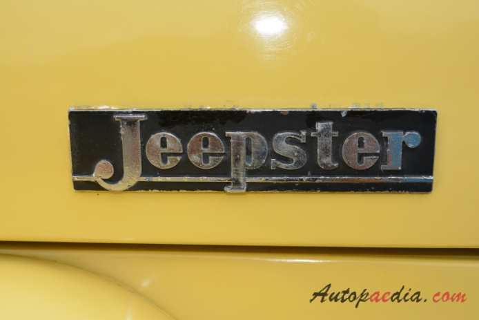 Willys-Overland Jeepster 1948-1950 (VJ), emblemat bok 