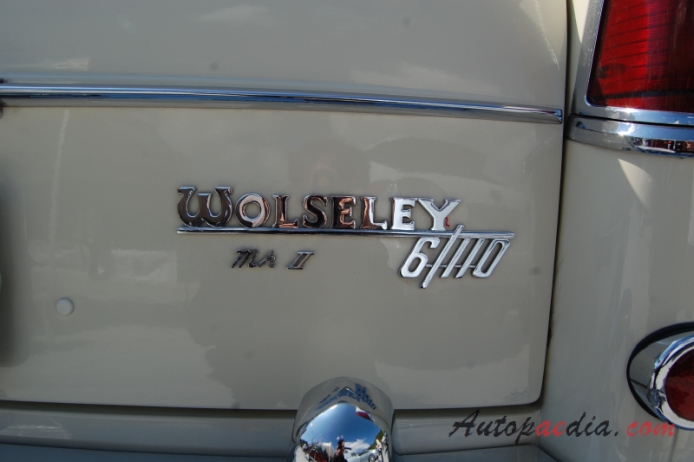 Wolseley 6/110 1961-1968 (1965 Mark II), emblemat tył 