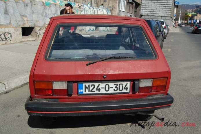 Yugo Koral 1980-2008 (1986-2000 hatchback 3d), rear view