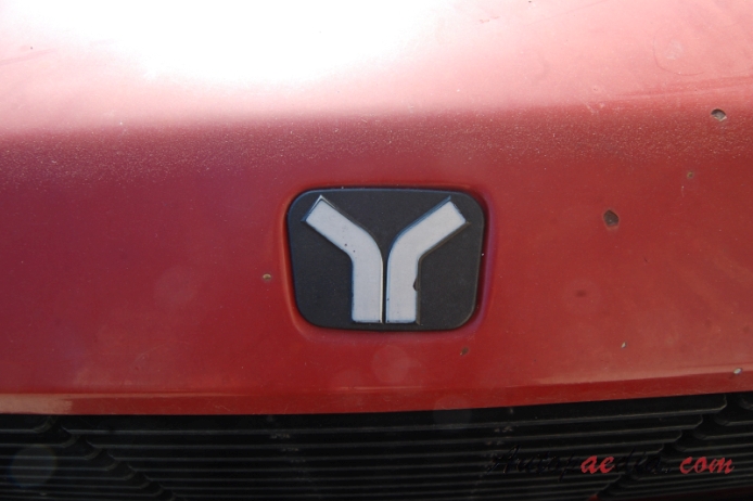 Yugo Koral 1980-2008 (1986-2000 hatchback 3d), front emblem  