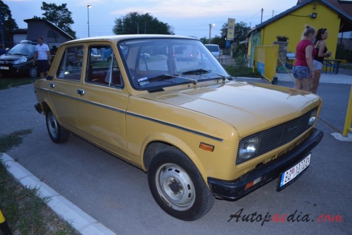 Zastava 128 1980-2003 (1983-1987 1100 CL sedan 4d), right front view